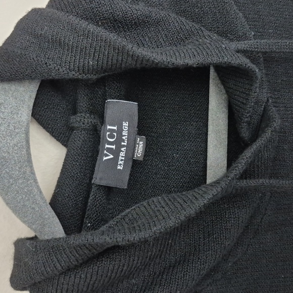 Like new! Vici Hooded Sweatshirt - Picture 2 of 4